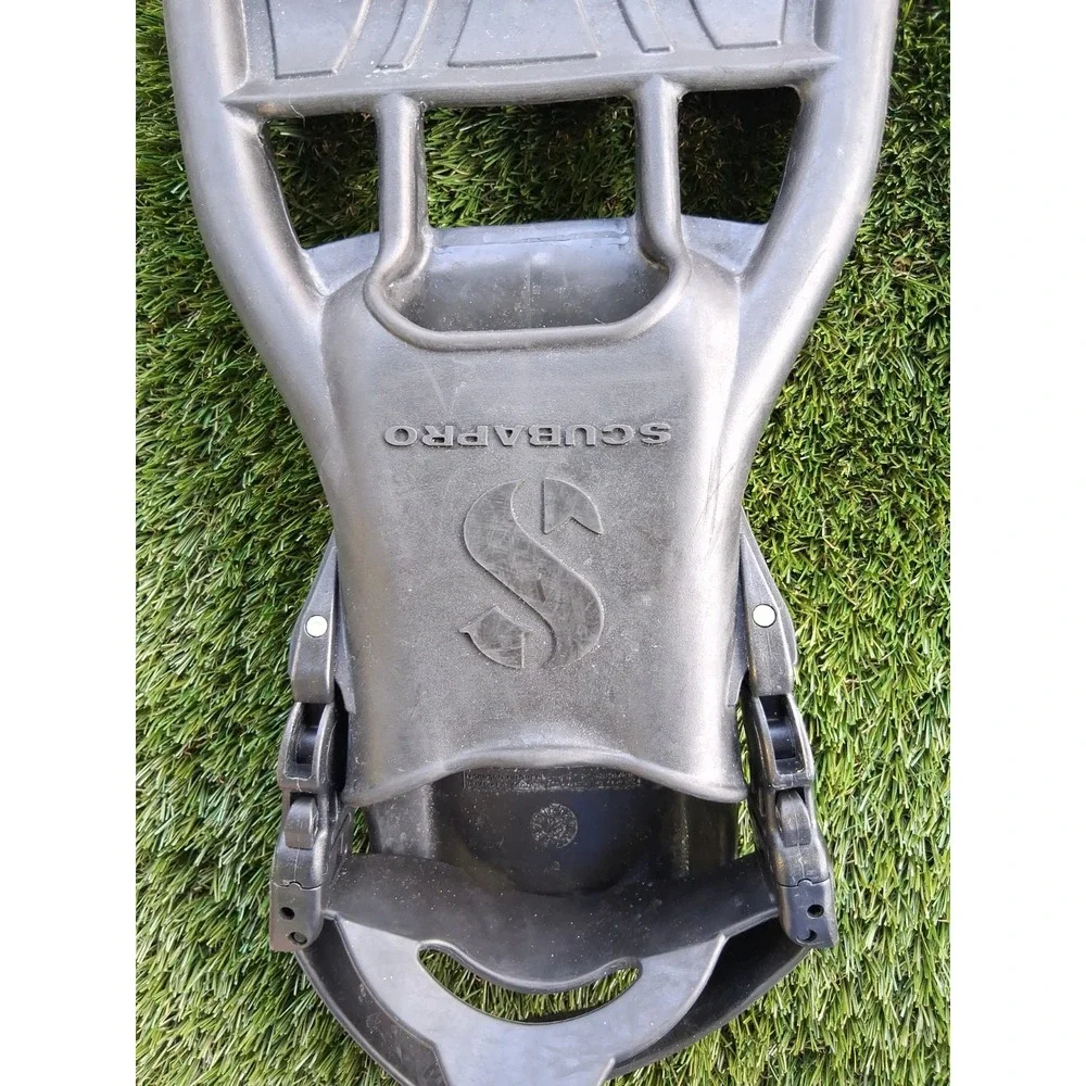 Scubapro Twin Jet Max Split Fins Medium Open Heel Black Dive Fins Made in U.S.A